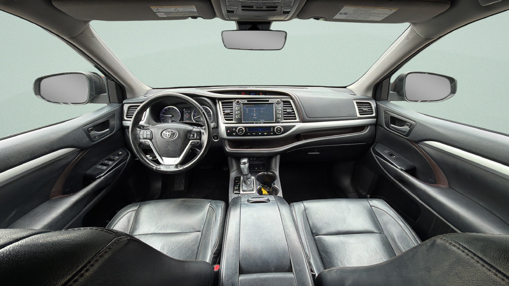 Used 2018 Toyota Highlander XLE AWD/4WD image 9