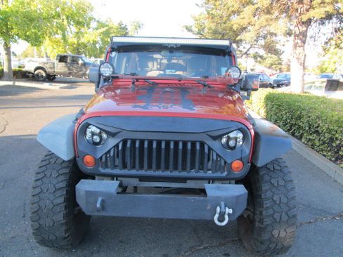 Used 2009 Jeep Wrangler Unlimited X w/ Trailer Tow Group AWD/4WD image 2