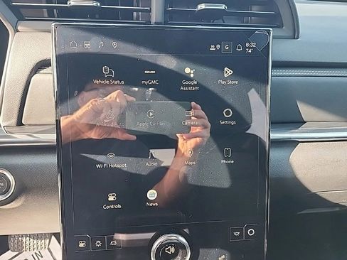 New 2026 GMC Terrain Elevation image 18