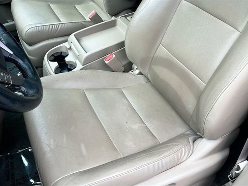 Used 2015 Honda Odyssey EX-L image 18