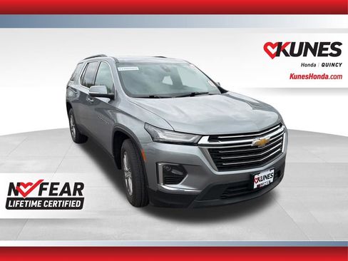 Used 2023 Chevrolet Traverse LT w/ LPO, Cargo Package image 1