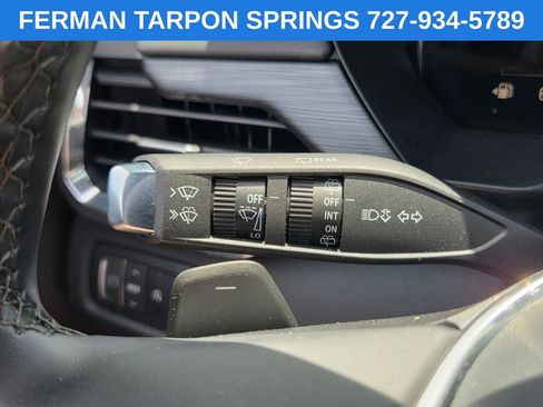 Used 2025 GMC Acadia Elevation FWD image 33