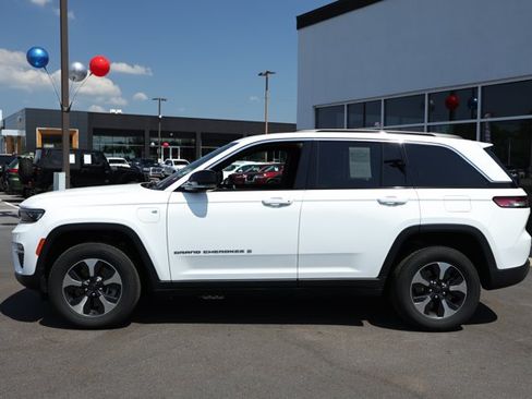 Certified 2024 Jeep Grand Cherokee Limited 4xe AWD/4WD image 9