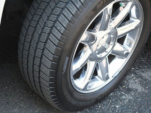 Used 2011 GMC Yukon XL Denali AWD/4WD image 11