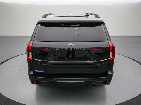Certified 2025 Ford Expedition Tremor AWD/4WD image 5