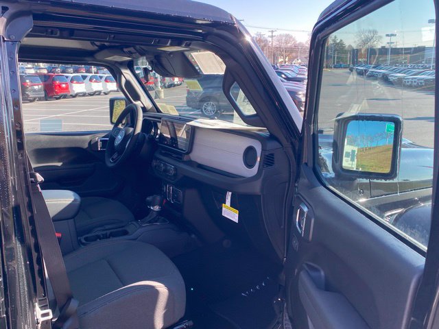 New 2026 Jeep Gladiator Sport AWD/4WD image 27