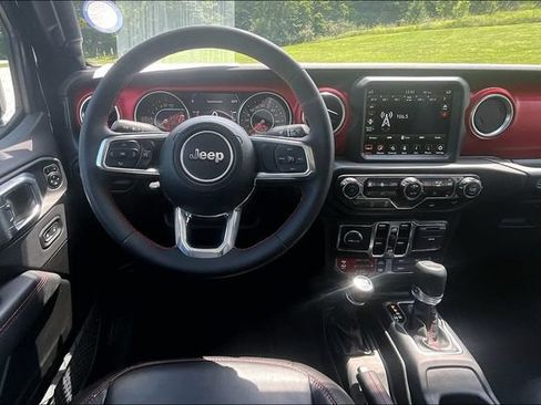 Used 2023 Jeep Gladiator Rubicon w/ LED Lighting Group AWD/4WD image 5
