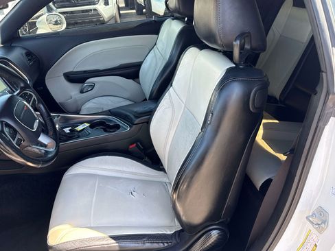 Used 2018 Dodge Challenger GT w/ Driver Convenience Group AWD/4WD image 11