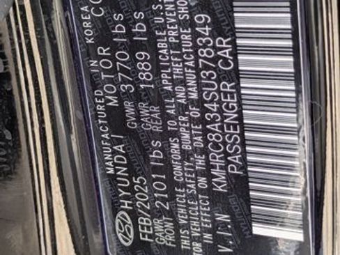 Used 2025 Hyundai Venue SEL FWD image 35