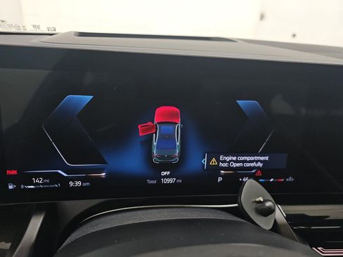 Used 2025 BMW 530i image 13