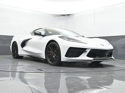 Used 2026 Chevrolet Corvette Stingray Convertible w/ 1LT RWD image 37