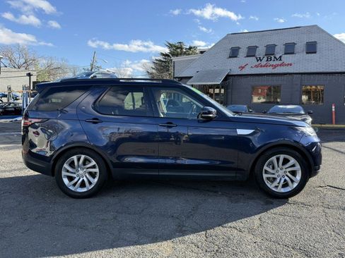 Used 2018 Land Rover Discovery HSE image 6
