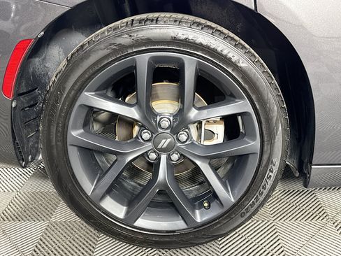Used 2023 Dodge Charger SXT w/ Blacktop Package RWD image 31