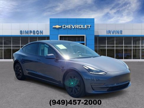 Used 2023 Tesla Model 3 Standard Range RWD image 2