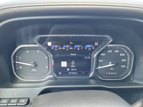 Used 2022 GMC Sierra 2500 AT4 w/ AT4 Premium Plus Package AWD/4WD image 14