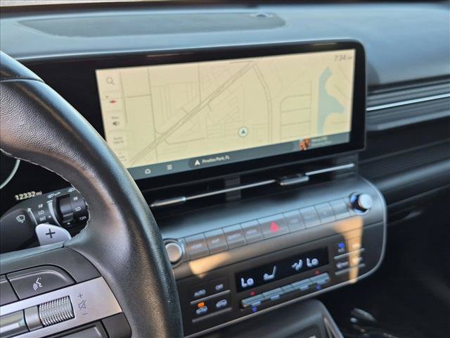 Used 2024 Hyundai Kona Limited FWD image 15