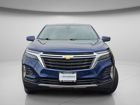 Used 2023 Chevrolet Equinox LT w/ Driver Convenience Package image 3
