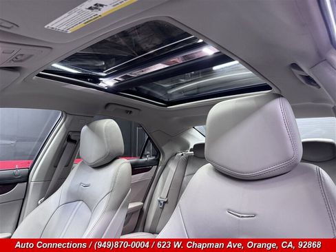 Used 2010 Cadillac CTS Luxury RWD image 20