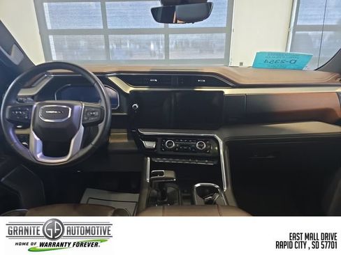Used 2024 GMC Sierra 1500 Denali w/ Denali Reserve Package AWD/4WD image 12