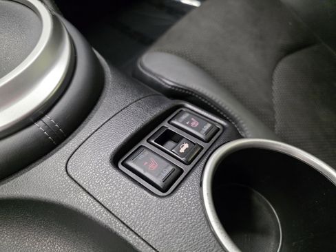 Used 2020 Nissan 370Z Touring Sport image 26