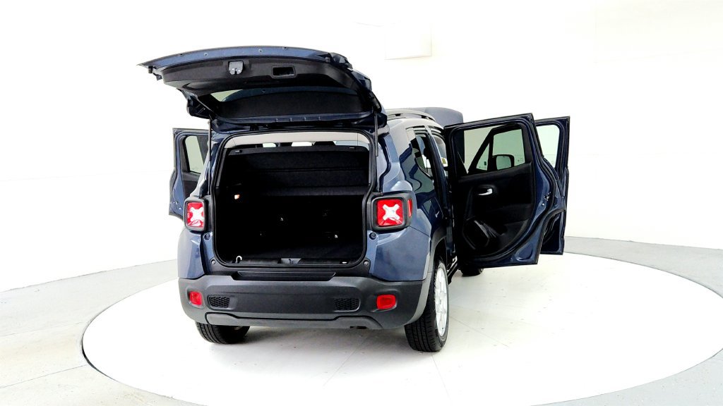 Used 2021 Jeep Renegade Latitude w/ Convenience Group AWD/4WD image 11