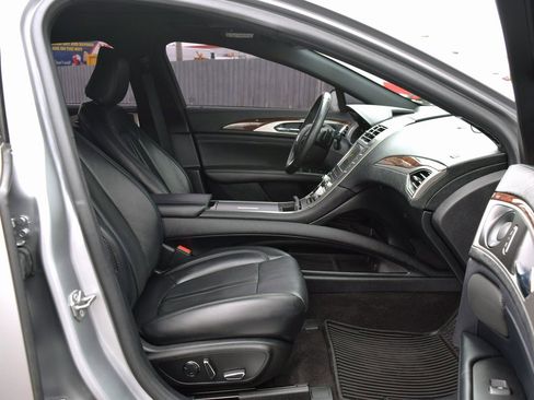 Used 2020 Lincoln MKZ Reserve w/ Elements Package image 36