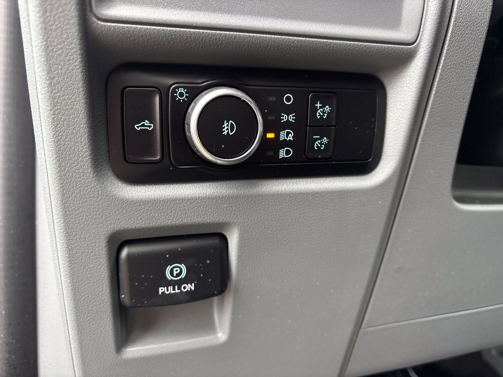 Used 2023 Ford F150 XLT w/ Equipment Group 301A Mid RWD image 12