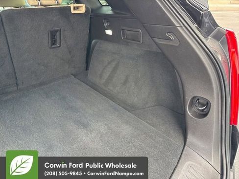 Used 2017 Cadillac XT5 FWD image 34