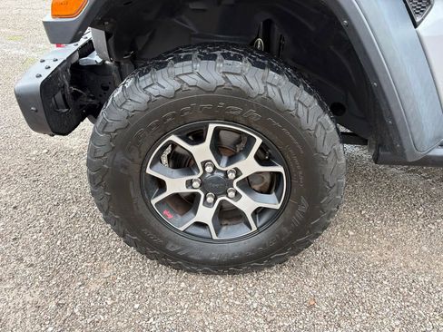 Used 2018 Jeep Wrangler Unlimited Rubicon w/ Steel Bumper Group AWD/4WD image 22