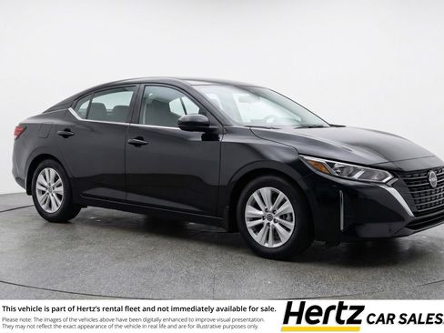 Used 2025 Nissan Sentra S image 1