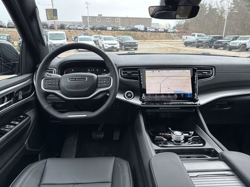 New 2026 Jeep Grand Wagoneer 4WD image 23