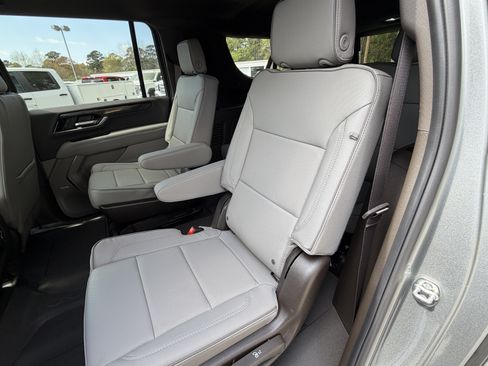 New 2026 GMC Yukon XL Elevation RWD image 19