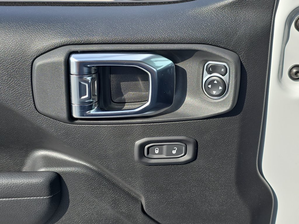 Used 2026 Jeep Wrangler Unlimited Sport AWD/4WD image 29