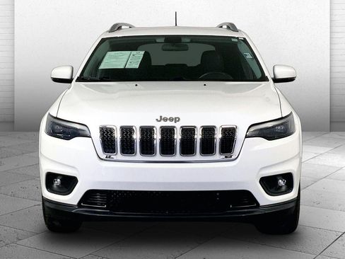 Used 2019 Jeep Cherokee Latitude Plus image 2