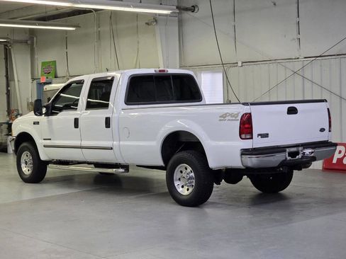 Used 2000 Ford F350 XLT image 11