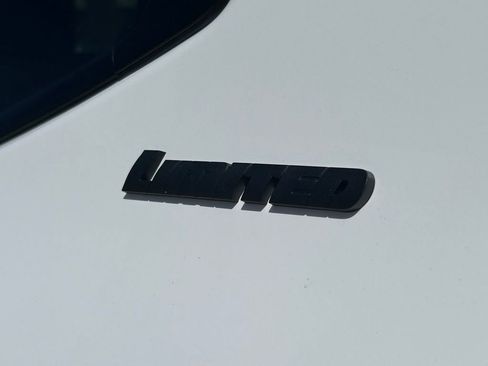 New 2026 Toyota Tundra Limited AWD/4WD image 15