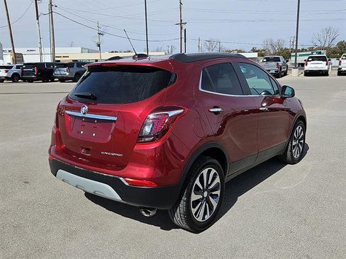 Certified 2022 Buick Encore Preferred w/ Safety Package image 5