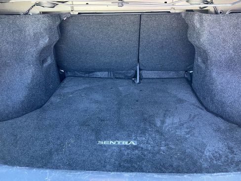 Used 2017 Nissan Sentra S image 13