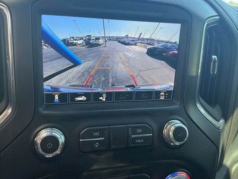 Used 2022 GMC Sierra 3500 AT4 w/ Gooseneck/5TH Wheel Package image 11