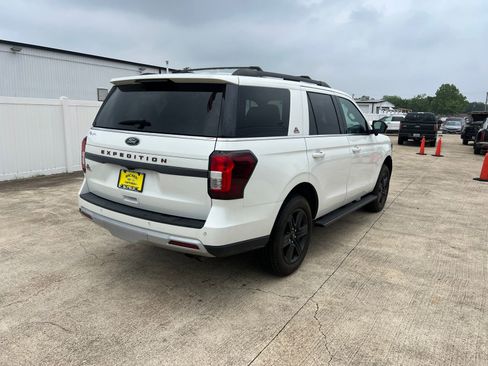 Used 2022 Ford Expedition Timberline AWD/4WD image 3