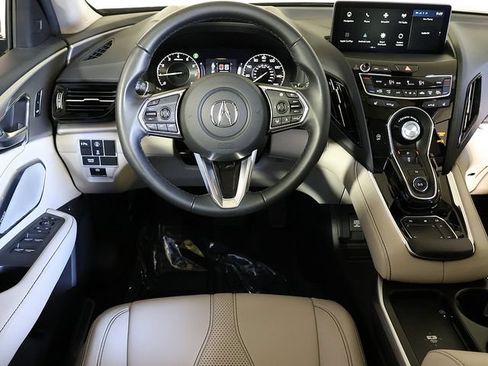 Certified 2025 Acura RDX SH-AWD w/ Technology Package image 3