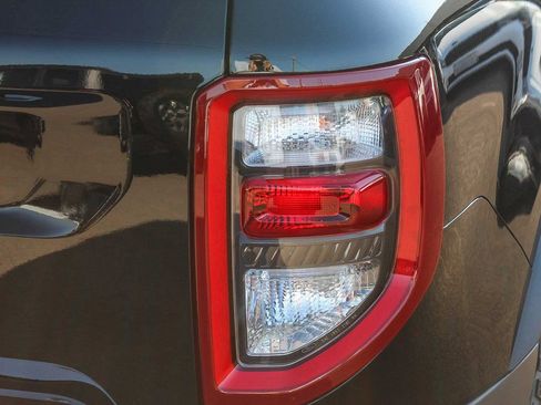 New 2025 Ford Bronco Sport Badlands w/ Sasquatch Badlands Package AWD/4WD image 11