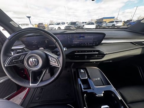 Used 2025 Buick Enclave Avenir w/ Super Cruise Package image 16