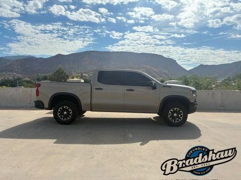 Used 2023 Chevrolet Silverado 1500 ZR2 w/ Technology Package image 3