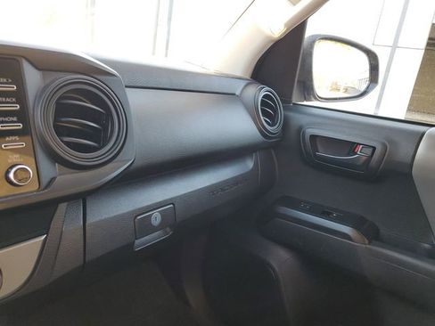 Used 2021 Toyota Tacoma SR w/ SR Convenience Package image 24
