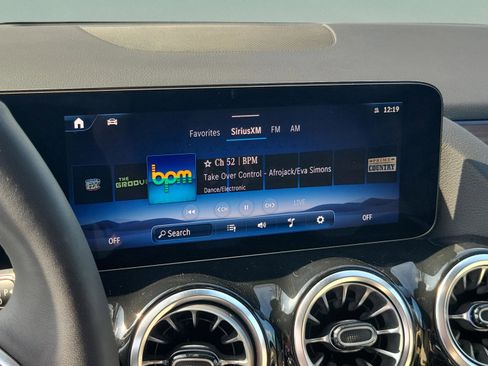 Certified 2026 Mercedes-Benz GLA 250 image 16