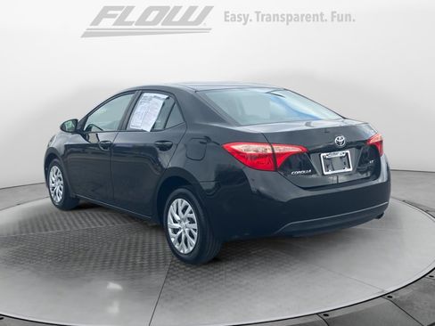 Used 2019 Toyota Corolla LE image 6