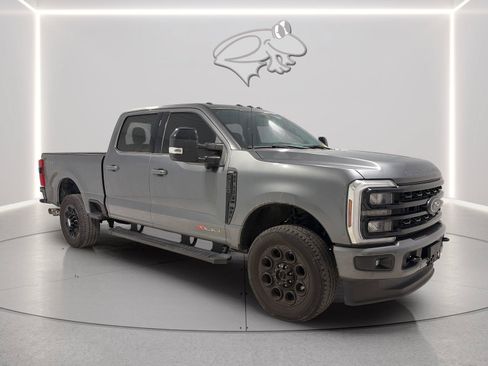 Used 2024 Ford F250 Lariat w/ Lariat Ultimate Package AWD/4WD image 7