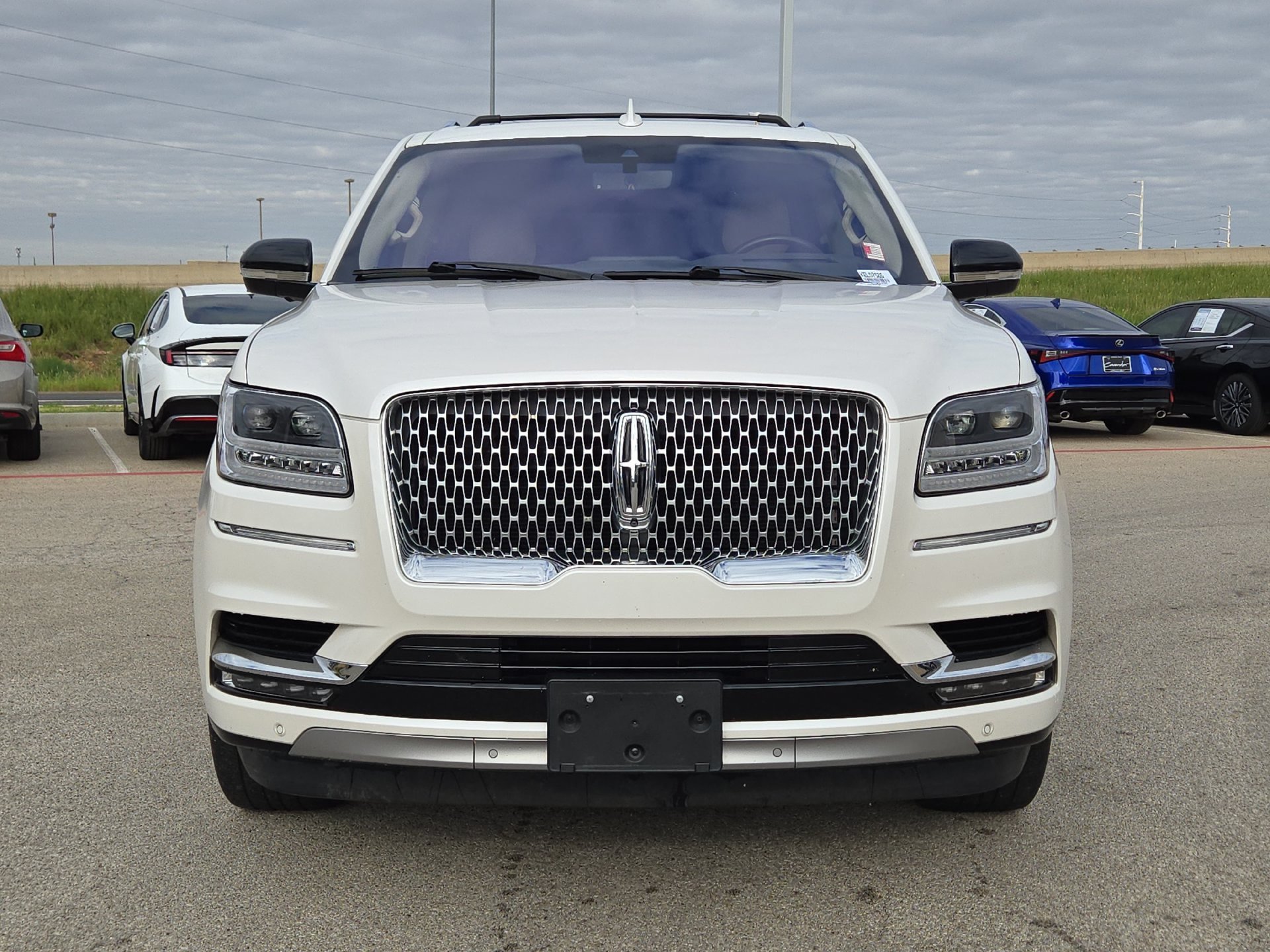 Used 2019 Lincoln Navigator Select w/ Technology Package RWD image 10
