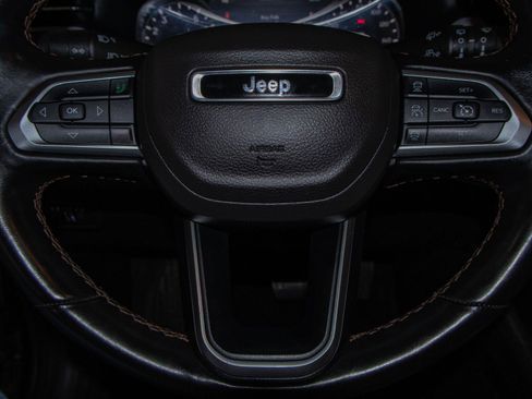 Used 2022 Jeep Compass Limited AWD/4WD image 11
